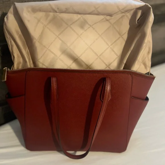 AUTHENTIC Michael Kors orange-reddish in color tote Bag. - Picture 9 of 15